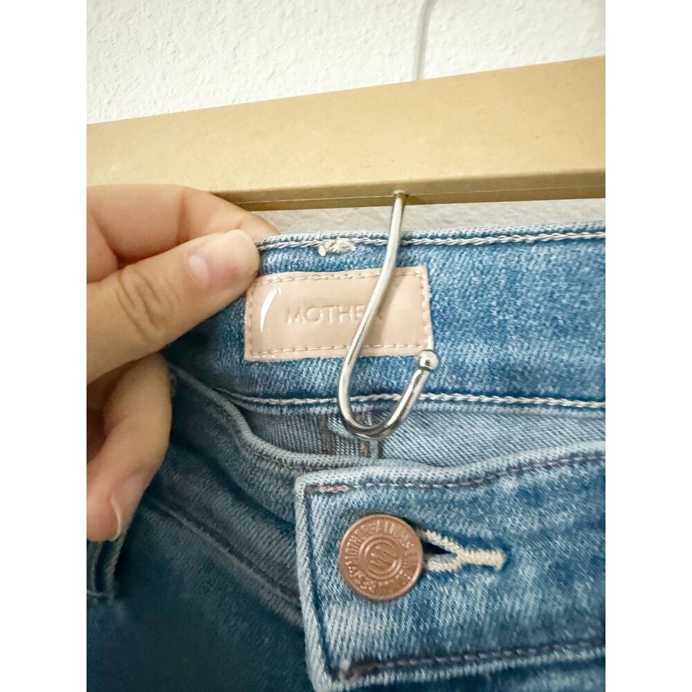 Mother Denim The Weekender Fray Jeans Groovy Wash US 28 - Picture 3 of 7